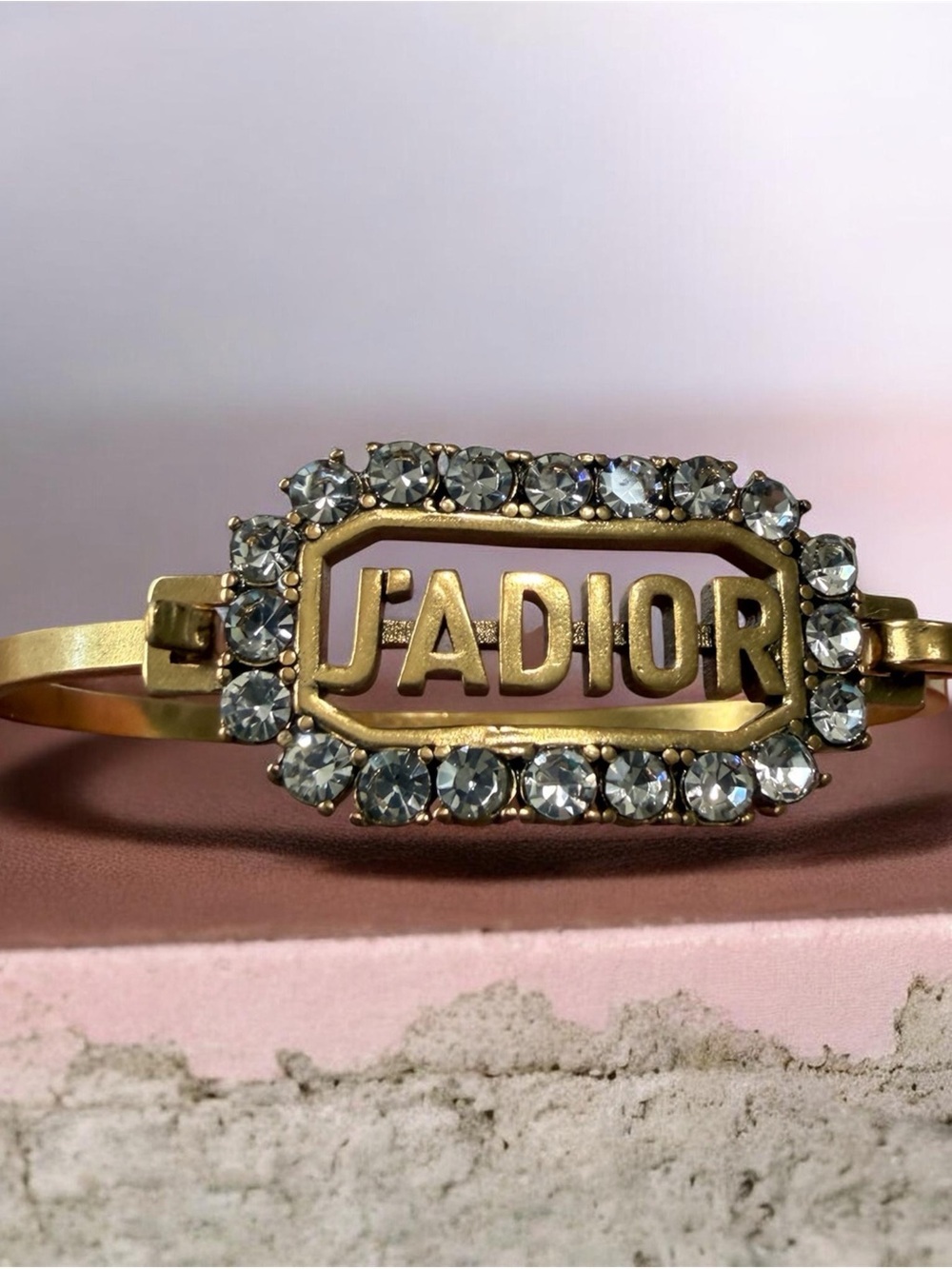 SIGNED-RETIRED-Christian Dior J’ADIOR Crystal Plaque Bangle/Cuff Gold-Tone - Picture 4 of 9